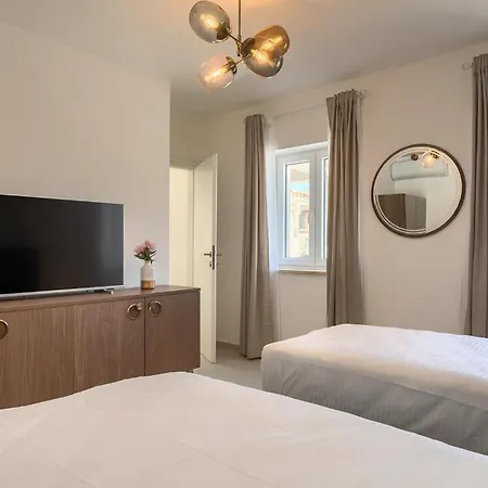 Leon Feriehus Martincici