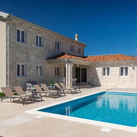 Ferienhaus Leon Martincici