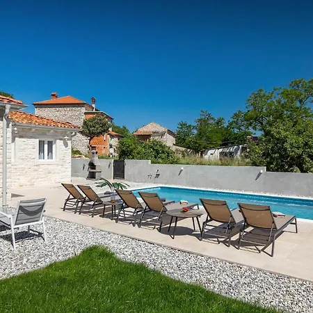 Ferienhaus Leon Martincici